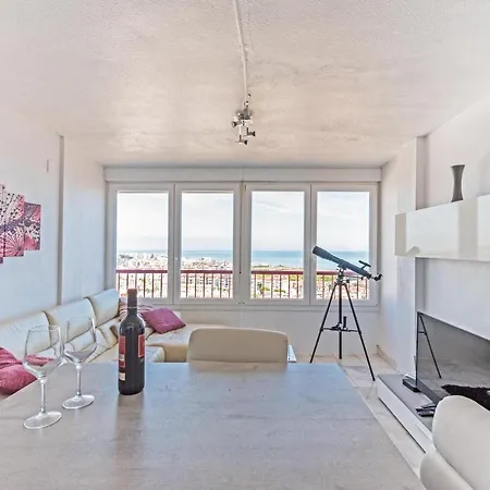 Casa de Férias Penthouse With Stunning Seaview Torrevieja