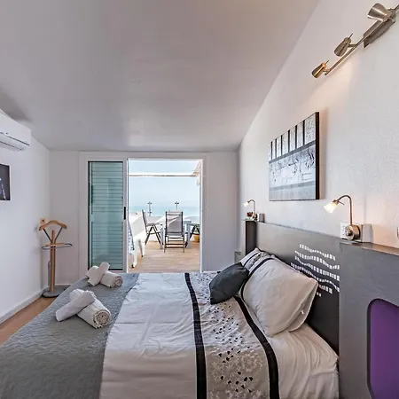 Penthouse With Stunning Seaview Casa de Férias *