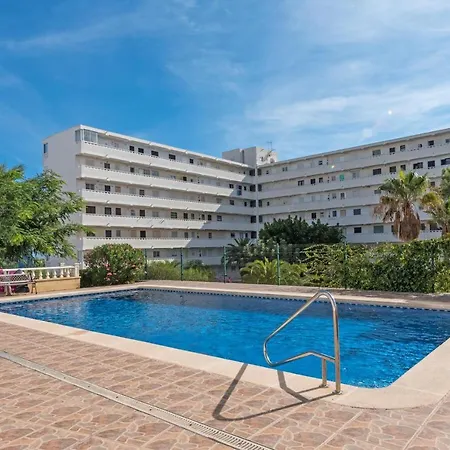בית נופש Penthouse With Stunning Seaview טורבייחה